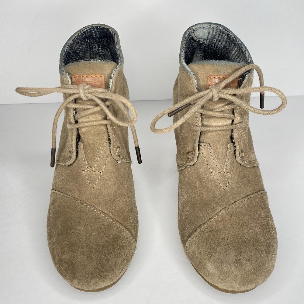 Toms Desert Tan Wedge Booties Size 7